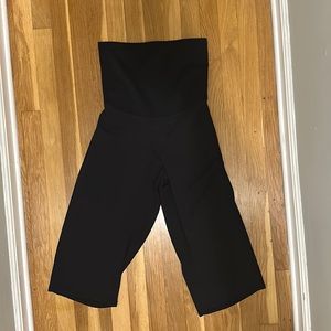 Motherhood maternity capri yoga/ workout  pants